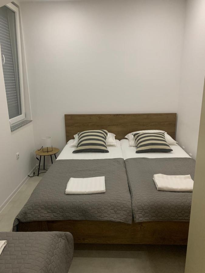 Kartal Centar Apartment Bihać Exterior foto